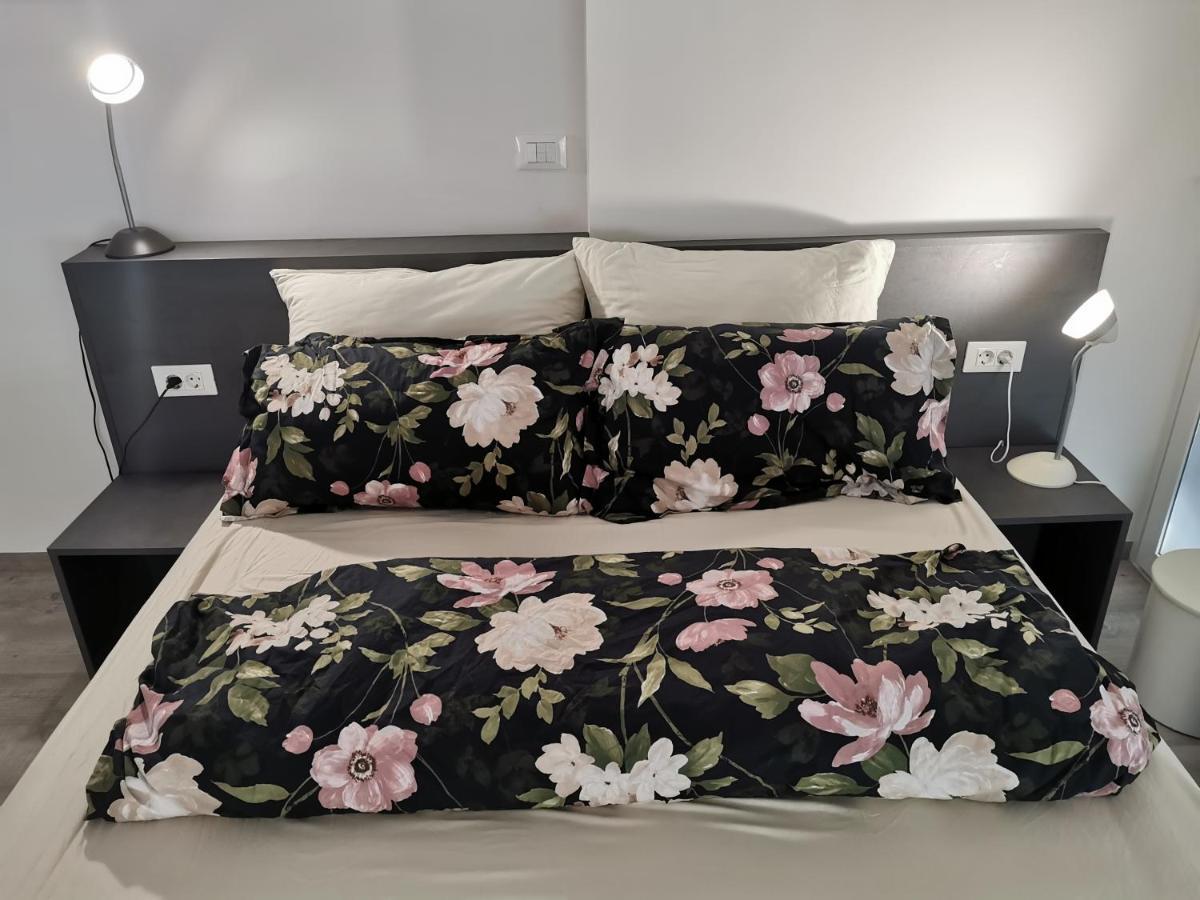 Dreamy Center Location Apartment Любляна Екстериор снимка